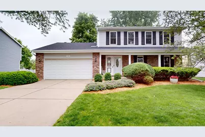 1705 Hawkins Avenue, Downers Grove, IL 60516 - Photo 1