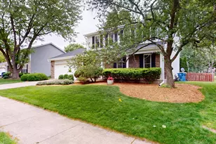 1705 Hawkins Ave, Downers Grove, IL 60516 - Photo 3