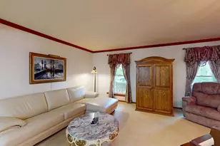 1705 Hawkins Ave, Downers Grove, IL 60516 - Photo 9