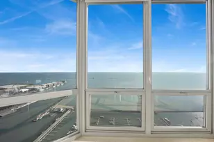 195 N Harbor Dr, Chicago, IL 60601 - Photo 9