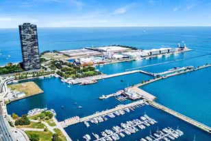 195 N Harbor Dr, Chicago, IL 60601 - Photo 23