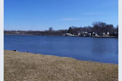 515 Country Club Drive, McHenry, IL 60050 - Photo 35