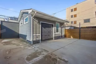 3934 N Sawyer Ave, Chicago, IL 60618 - Photo 3