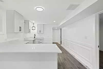 3934 N Sawyer Avenue #B, Chicago, IL 60618 - Photo 9