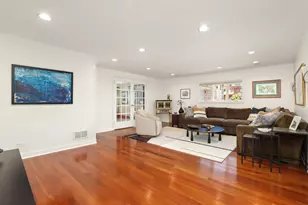 9117 Kenneth Ave, Skokie, IL 60076 - Photo 13