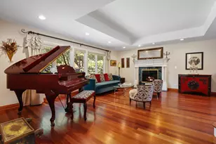 9117 Kenneth Ave, Skokie, IL 60076 - Photo 3