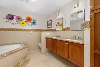 9117 Kenneth Avenue, Skokie, IL 60076 - Photo 17