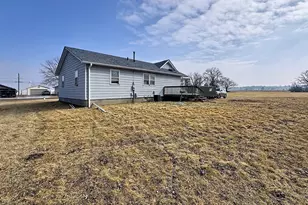 190 Sunshine Ln, Milan, IL 61264 - Photo 11