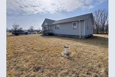 190 Sunshine Lane, Milan, IL 61264 - Photo 3