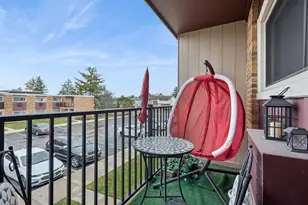 [Address not provided], Lombard, IL 60148 - Photo 3