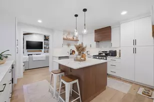 2221 Charmingfare Dr, Woodridge, IL 60517 - Photo 11