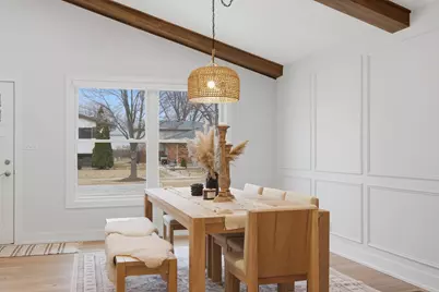 2221 Charmingfare Drive, Woodridge, IL 60517 - Photo 7