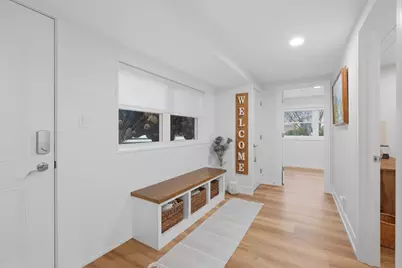 2221 Charmingfare Drive, Woodridge, IL 60517 - Photo 27