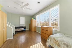 469 N Lake St, Aurora, IL 60506 - Photo 19