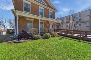 469 N Lake St, Aurora, IL 60506 - Photo 39