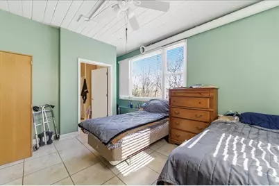 469 N Lake Street, Aurora, IL 60506 - Photo 9