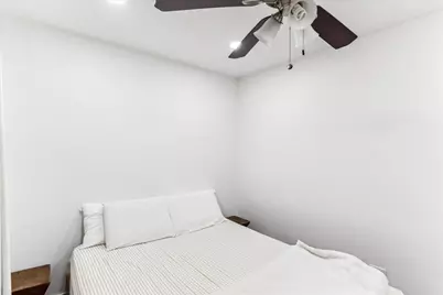 2735 N Mozart Avenue #1, Chicago, IL 60647 - Photo 19