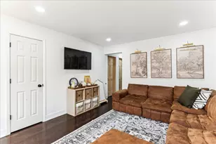 2735 N Mozart Ave, Chicago, IL 60647 - Photo 7