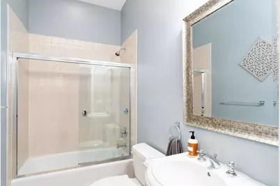 800 W Cornelia Avenue #209, Chicago, IL 60657 - Photo 15