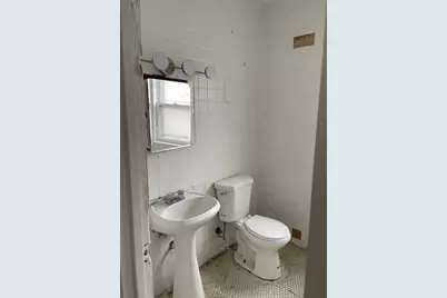 1320 Wisconsin Avenue, Berwyn, IL 60402 - Photo 9