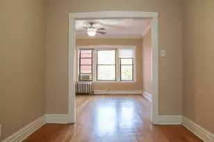 5419 S Harper Ave, Chicago, IL 60615 - Photo 3