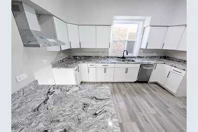 2828 S Emerald Avenue, Chicago, IL 60616 - Photo 7