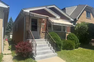 7042 Pershing Rd, Berwyn, IL 60402 - Photo 1