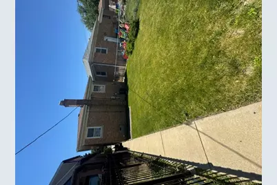 7042 Pershing Road, Berwyn, IL 60402 - Photo 15