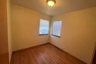 7042 Pershing Rd, Berwyn, IL 60402 - Photo 7