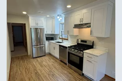 7042 Pershing Road, Berwyn, IL 60402 - Photo 17