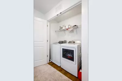 1300 Kentwood Drive, Hampshire, IL 60140 - Photo 27