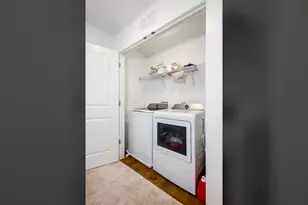 1300 Kentwood Dr, Hampshire, IL 60140 - Photo 27