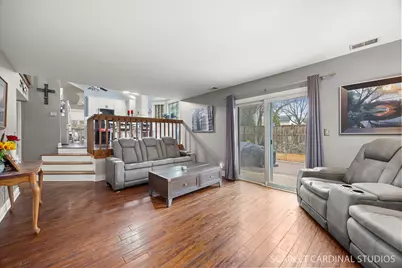 525 Chester Court W, Aurora, IL 60504 - Photo 11