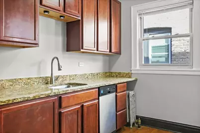 1925B Grove Avenue #309, Berwyn, IL 60402 - Photo 17