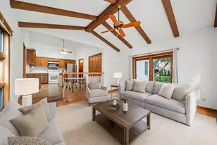 7 Douglas Dr, Sugar Grove, IL 60554 - Photo 11