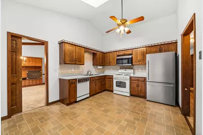 7 Douglas Drive, Sugar Grove, IL 60554 - Photo 13