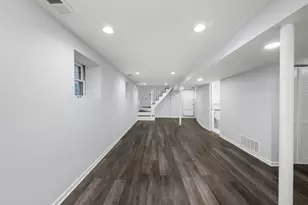 3847 N Spaulding Ave, Chicago, IL 60618 - Photo 29