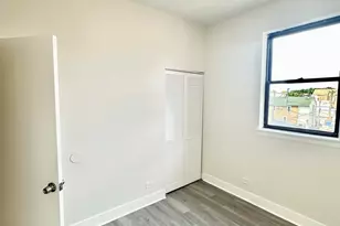 3006 W 23rd St, Chicago, IL 60623 - Photo 11