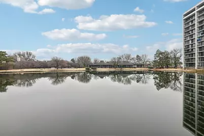 2015 S Finley Road #1110, Lombard, IL 60148 - Photo 35