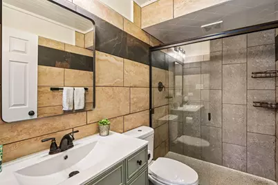 2015 S Finley Road #1110, Lombard, IL 60148 - Photo 19