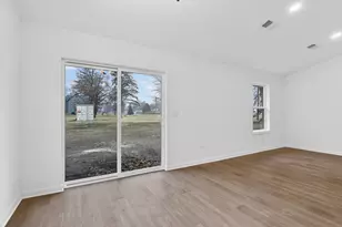 301 W South St, Durand, IL 61024 - Photo 9