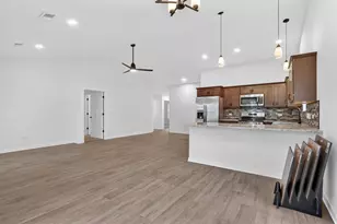 305 W South St, Durand, IL 61024 - Photo 7