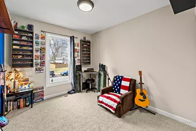 555 Rodenburg Road, Roselle, IL 60172 - Photo 17