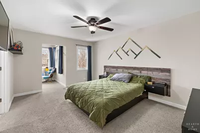 555 Rodenburg Road, Roselle, IL 60172 - Photo 11