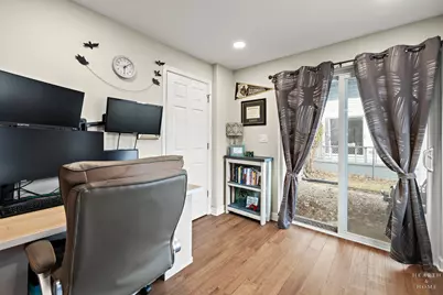 555 Rodenburg Road, Roselle, IL 60172 - Photo 25