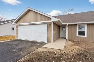 307 W South St, Durand, IL 61024 - Photo 1