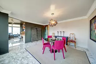 1555 N Astor St, Chicago, IL 60610 - Photo 15