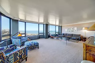 1555 N Astor St, Chicago, IL 60610 - Photo 11