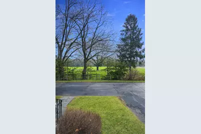 309 Driftwood Lane, Wilmette, IL 60091 - Photo 5