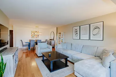 1101 S Hunt Club Drive #403, Mount Prospect, IL 60056 - Photo 7